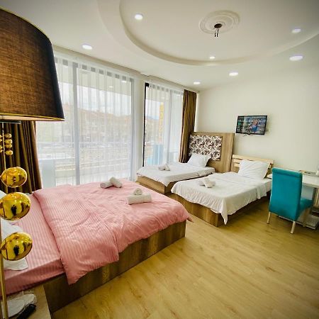 פריזרן Hotel Perla מראה חיצוני תמונה