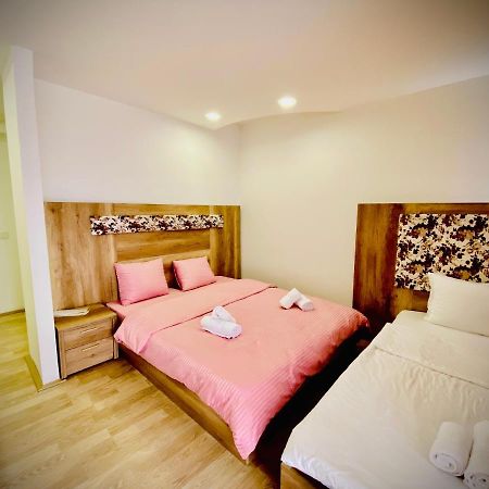 פריזרן Hotel Perla מראה חיצוני תמונה