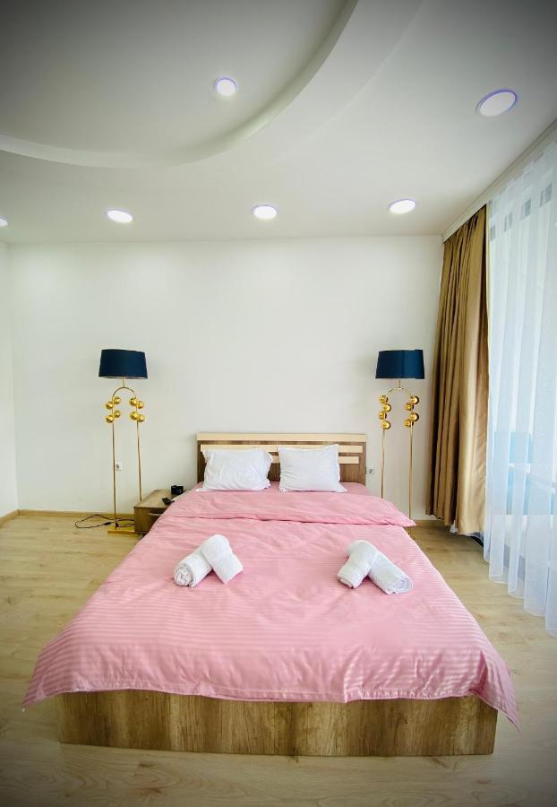 פריזרן Hotel Perla מראה חיצוני תמונה