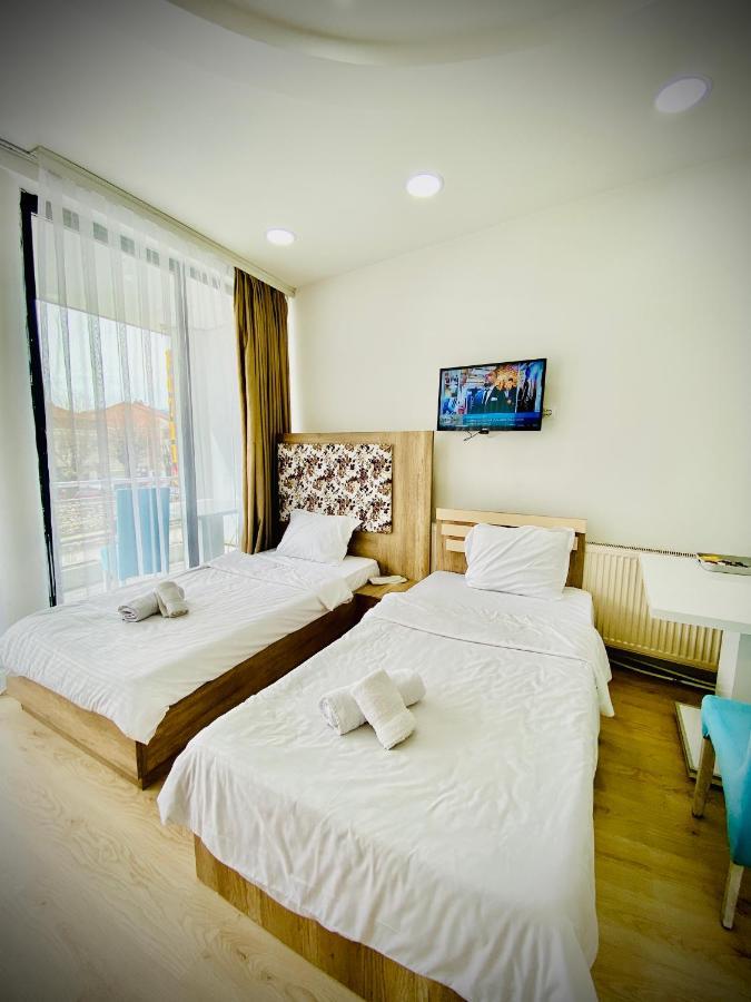 פריזרן Hotel Perla מראה חיצוני תמונה