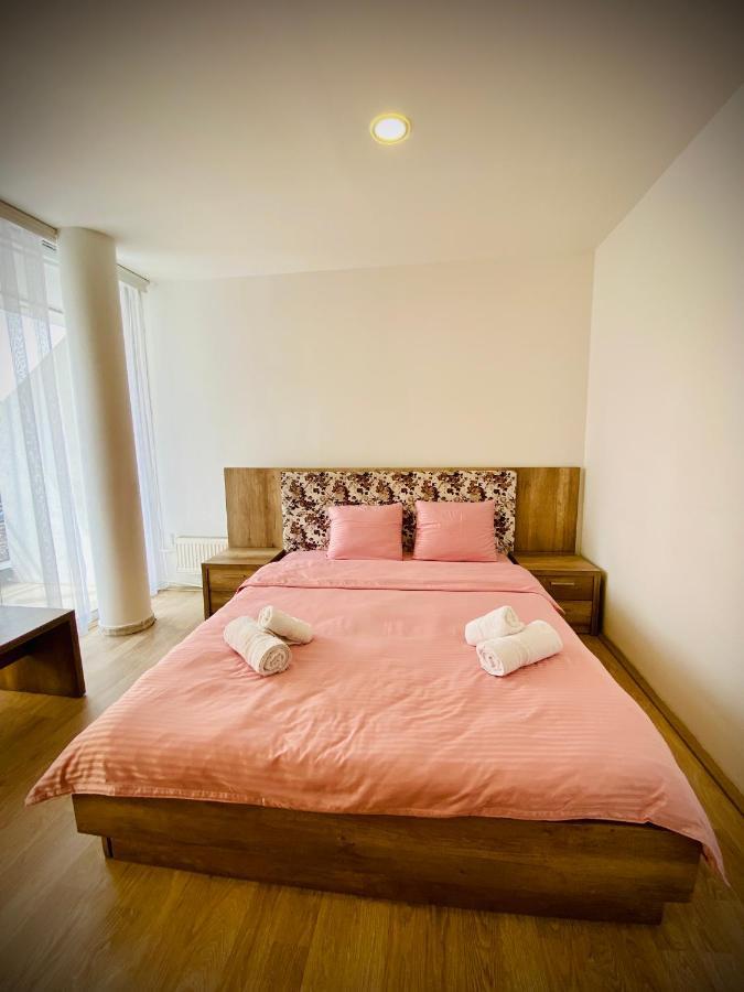 פריזרן Hotel Perla מראה חיצוני תמונה